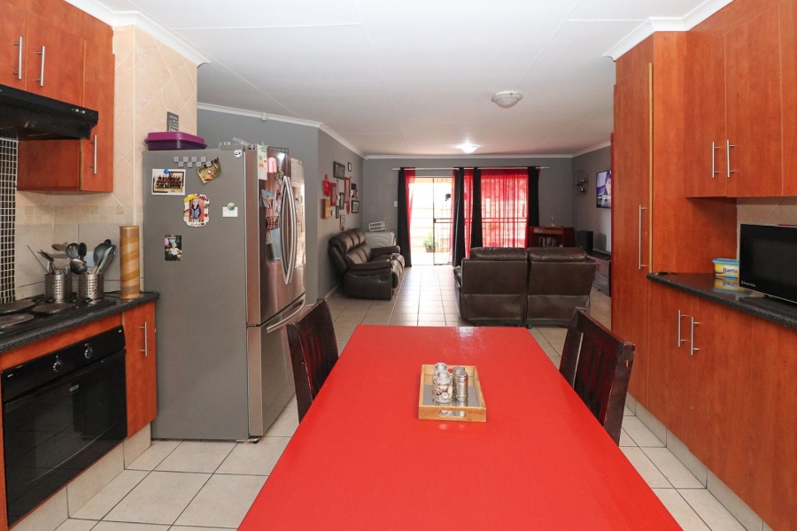 3 Bedroom Property for Sale in Songloed North West